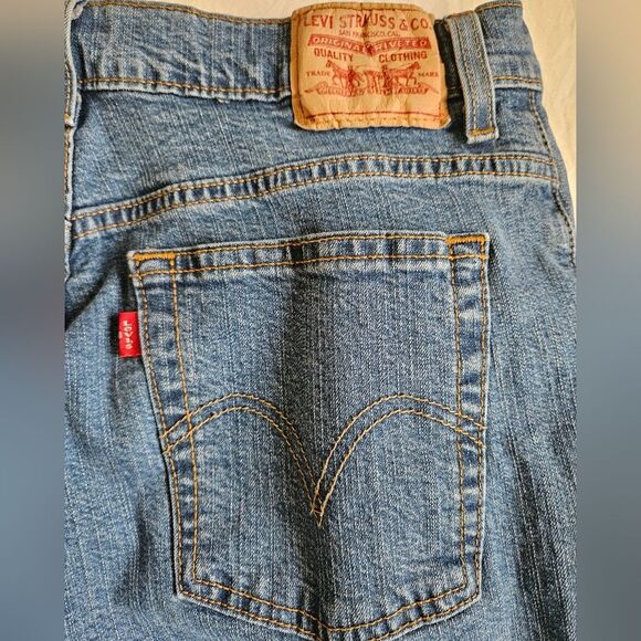 Levi's 550 Jeans Women’s 12L (31x32) Relaxed Fit Bootcut Mid Rise Medium Wash - Picture 10 of 10